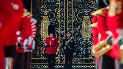 ChangingoftheGuard_400x266.jpg