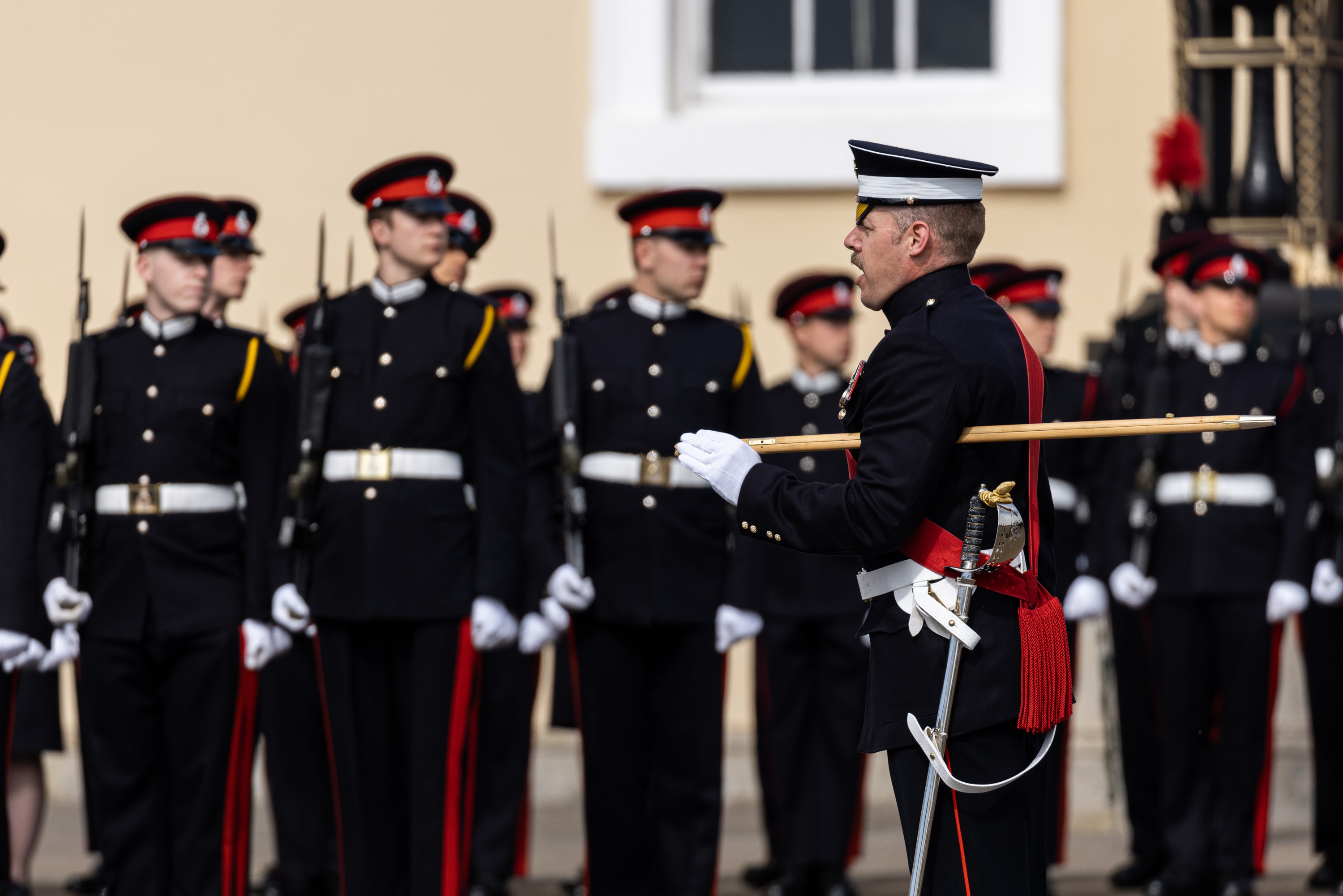 The Chief of Staff of the United States Army visits British Army | The ...