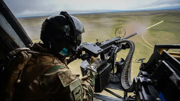 English Machine Gun Heavy Machine Gun | The British Army