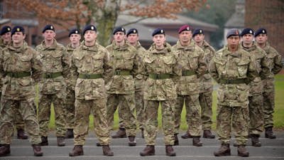 16X-2015-018-CDS PassOffParade-009.jpg