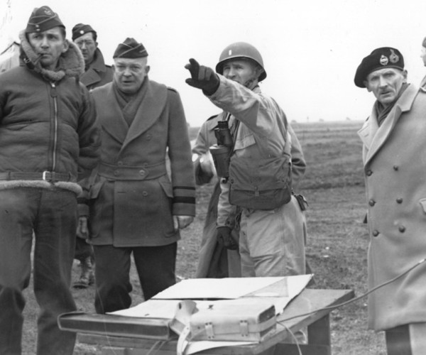 d-day-eisenhower-gettyimages-3278125.jpg
